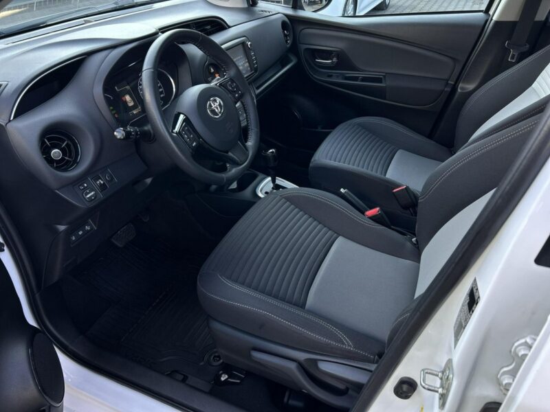 Toyota Yaris 1.5 HSD 100KM PREMIUM CITY STYLE, salon Polska, gwarancja, III (2011-2019)