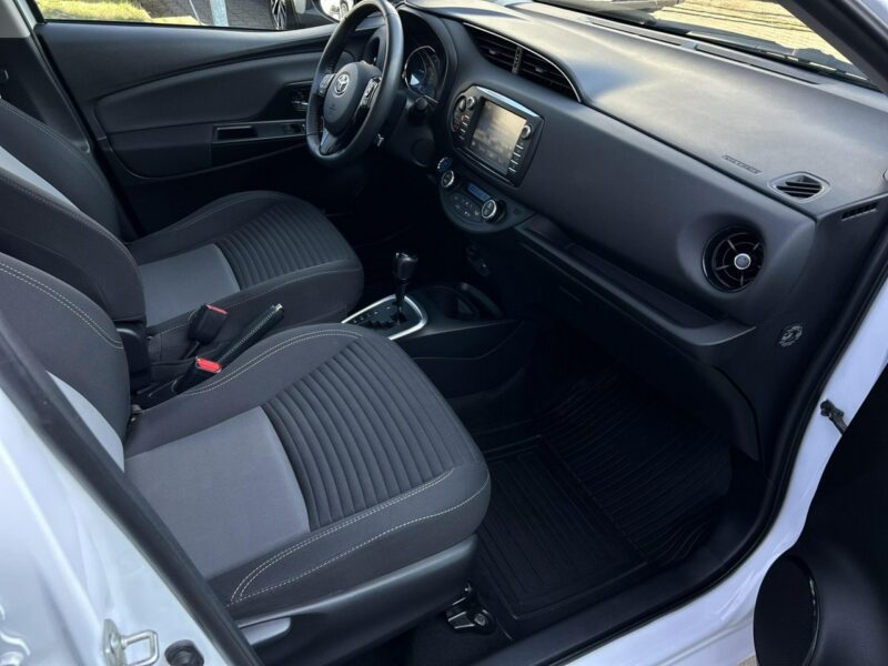 Toyota Yaris 1.5 HSD 100KM PREMIUM CITY STYLE, salon Polska, gwarancja, III (2011-2019)