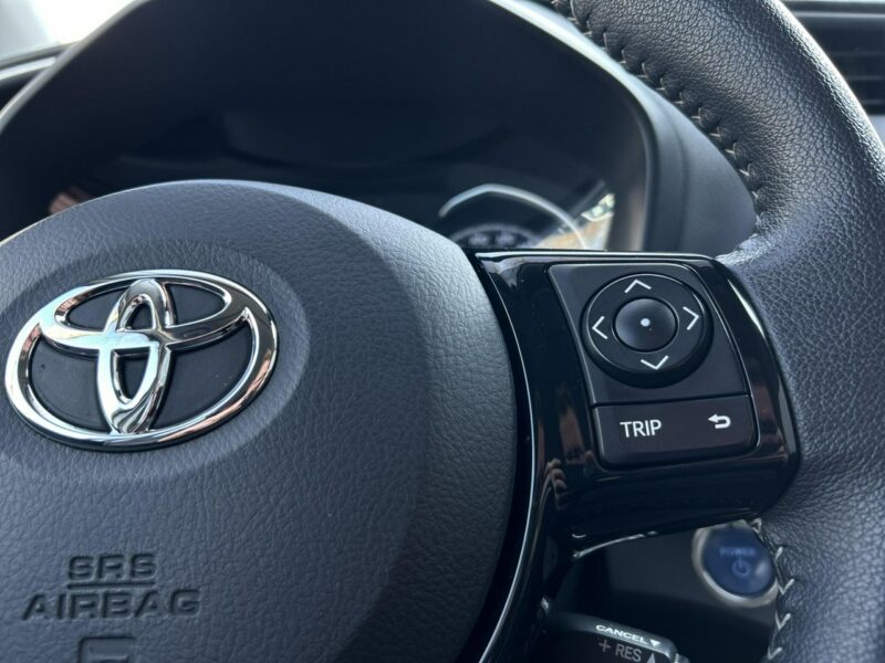 Toyota Yaris 1.5 HSD 100KM PREMIUM CITY STYLE, salon Polska, gwarancja, III (2011-2019)