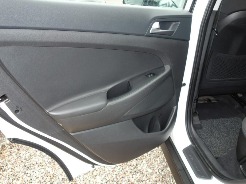Hyundai Tucson HYUNDAI TUCSON 4WD III (2015-2020)