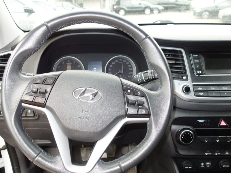 Hyundai Tucson HYUNDAI TUCSON 4WD III (2015-2020)
