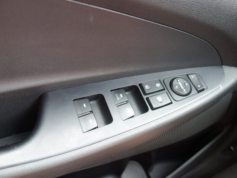 Hyundai Tucson HYUNDAI TUCSON 4WD III (2015-2020)