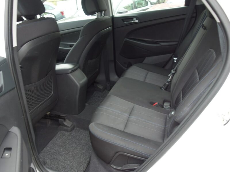 Hyundai Tucson HYUNDAI TUCSON 4WD III (2015-2020)