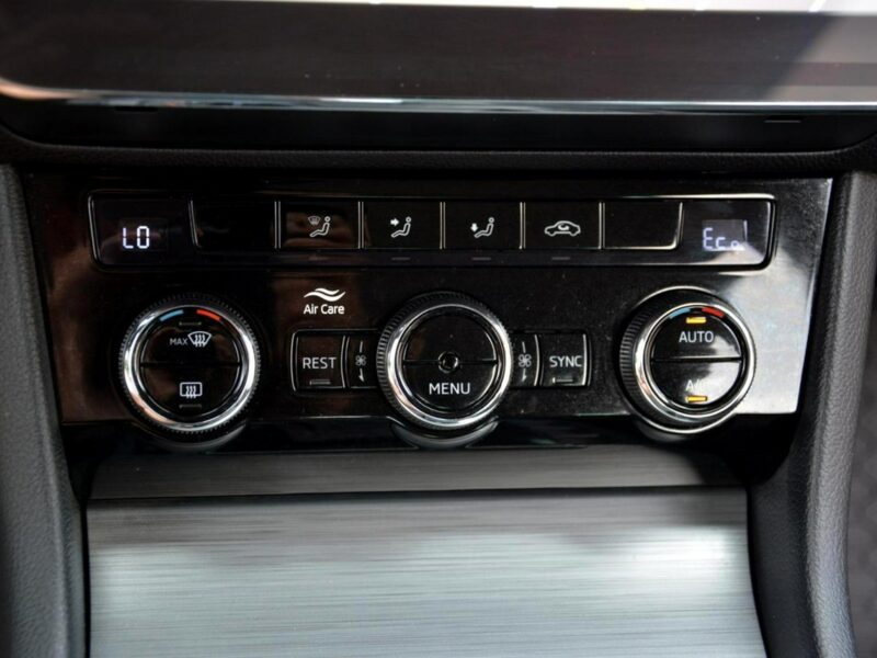 Škoda Superb Virtual Cockpit Radar ACC Full Led Navi Columbus Kamera el. Klapa Aso III (2015-2023)