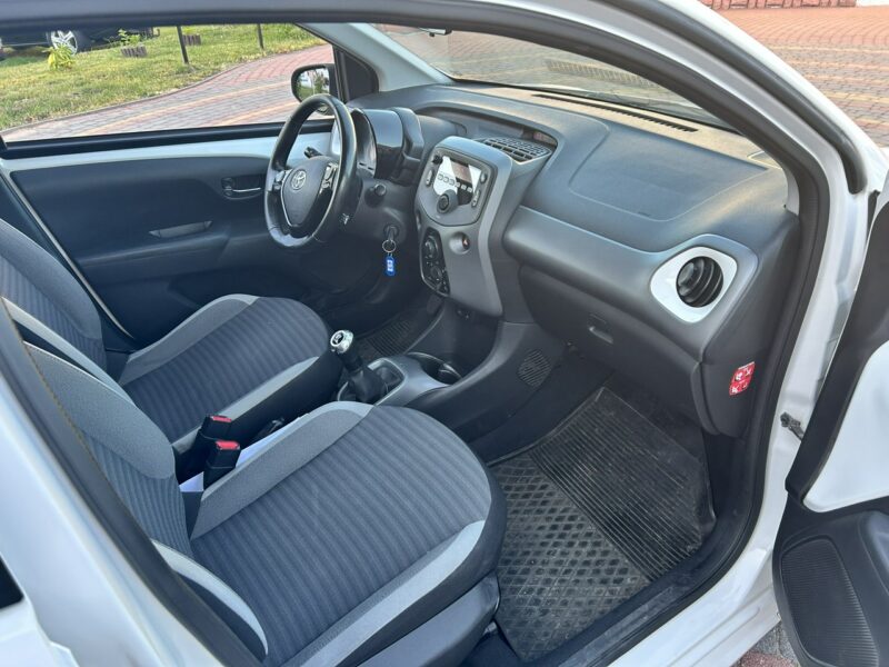 Toyota Aygo Tylko 103 tyś km II (2014-)