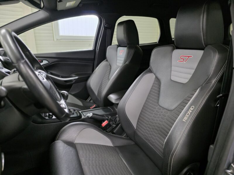 Ford Focus ST 2.0 Turnier Performance Mk3 (2010-2018)