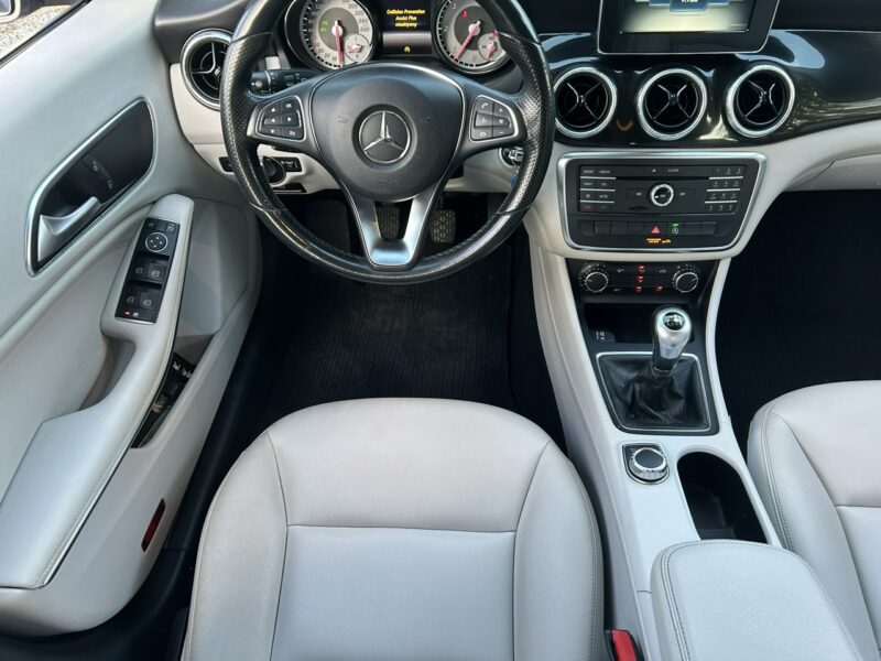Mercedes CLA 200 I (2013-2019)