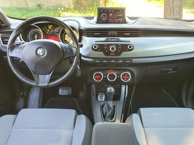 Alfa Romeo Giulietta 1.4T 170KM # Automat # Q2 # Navi # DNA # Climatronic # Rosso Maranello