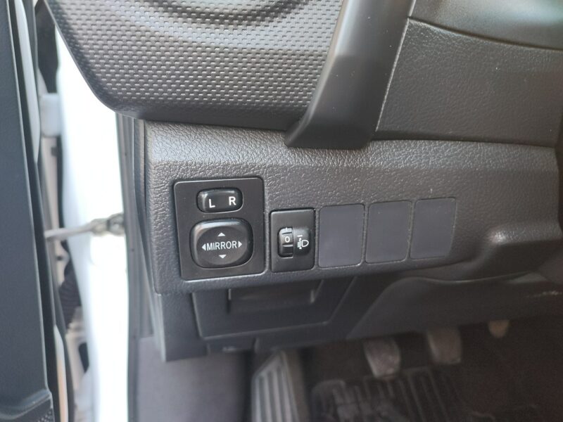 Toyota Auris salon RP. klimatronik zadbana Gwarancja II (2012-)