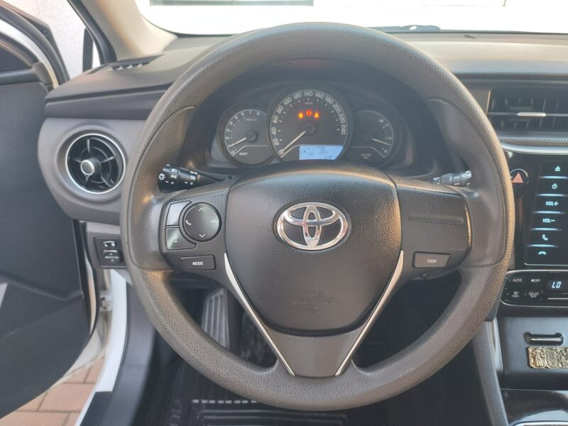Toyota Auris salon RP. klimatronik zadbana Gwarancja II (2012-)