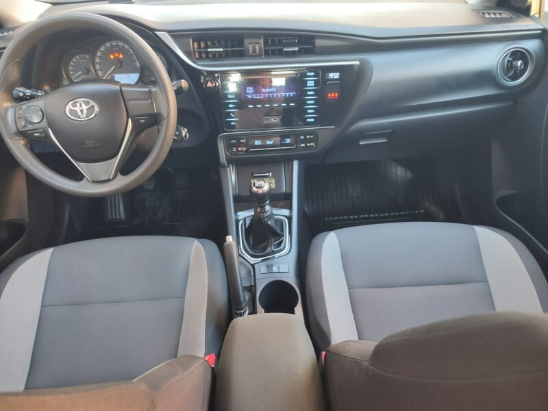 Toyota Auris salon RP. klimatronik zadbana Gwarancja II (2012-)