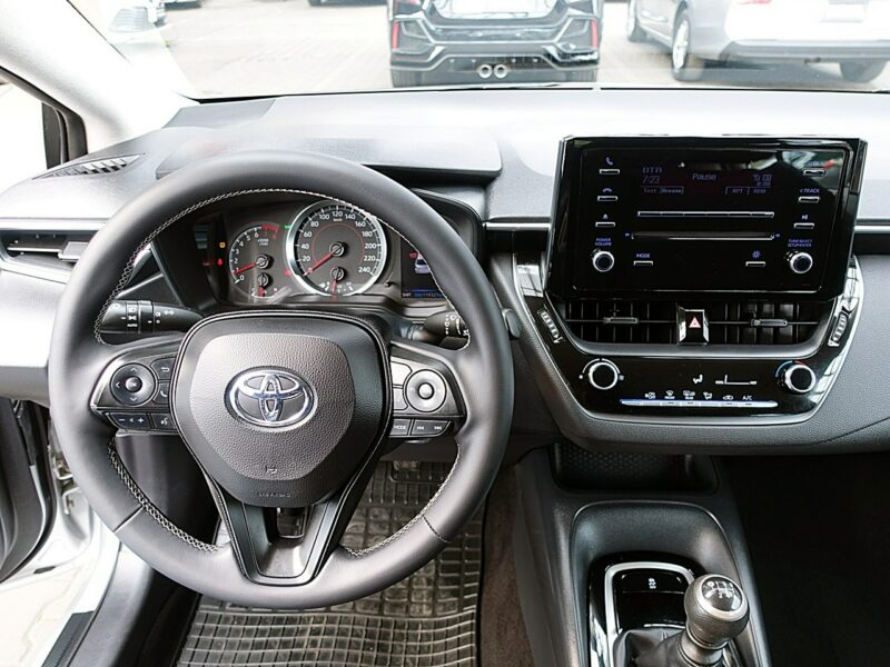 Toyota Corolla 1,6 16V 132km Led+ACC+PCS+RSA 3LataGWARANCJA 1wł Kraj Bezwypadkwy F23% E21 (2019-)