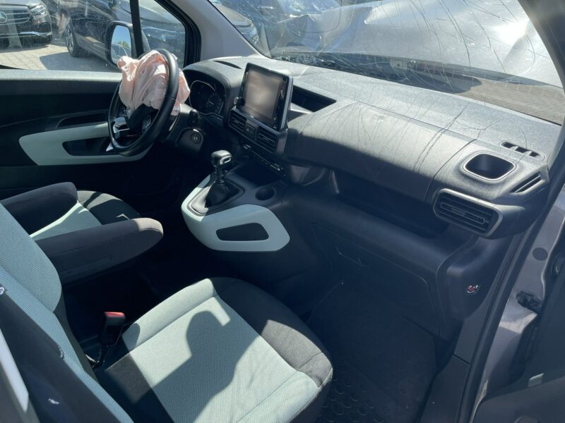 Citroen Berlingo Klimatronik Kamera 5 osobowy Cujniki park. 130KM III (2018-)