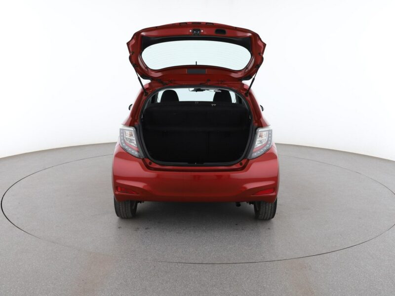 Toyota Yaris niski przebieg kamera ks.serwisowa III (2011-2019)