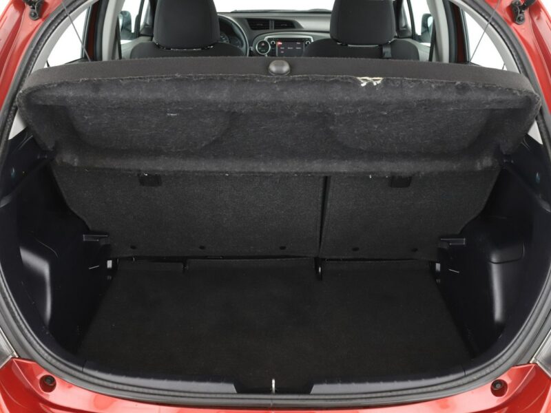 Toyota Yaris niski przebieg kamera ks.serwisowa III (2011-2019)
