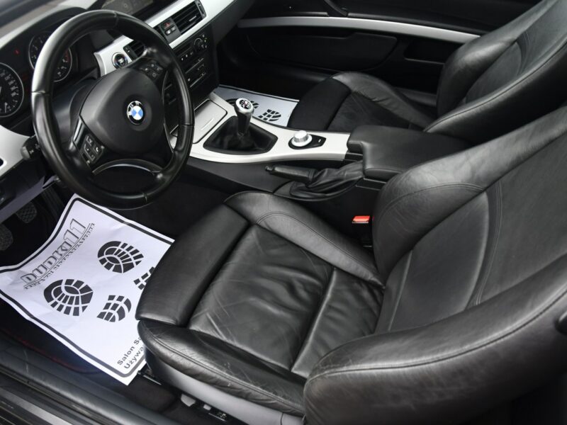 BMW 325 2,5benz Coupe/Skóry.Klimatr 2 str.Szyberdach.Parktronic.El.Fotele.OKAZ E90 (2005-2012)