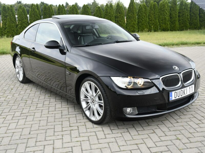 BMW 325 2,5benz Coupe/Skóry.Klimatr 2 str.Szyberdach.Parktronic.El.Fotele.OKAZ E90 (2005-2012)