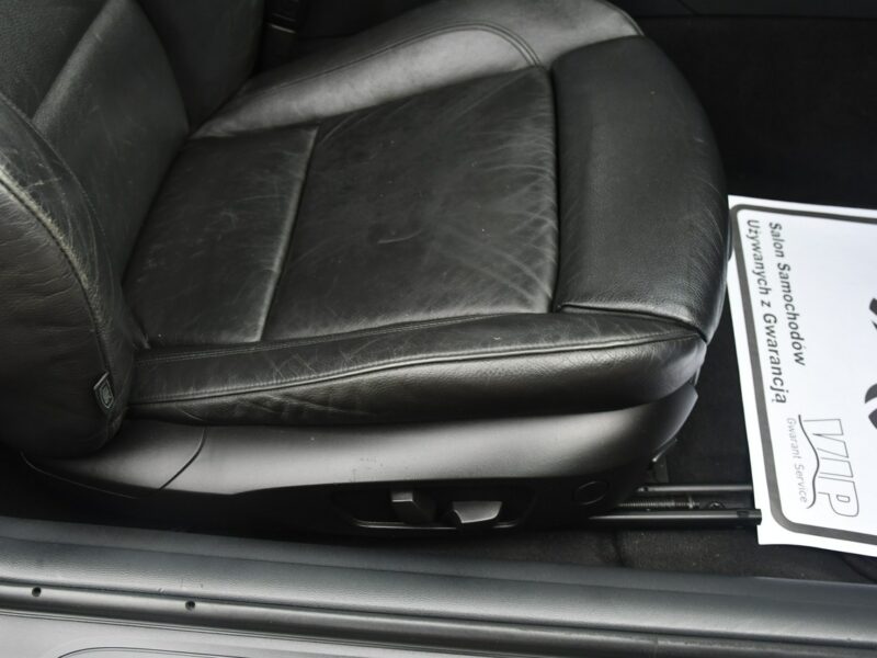 BMW 325 2,5benz Coupe/Skóry.Klimatr 2 str.Szyberdach.Parktronic.El.Fotele.OKAZ E90 (2005-2012)