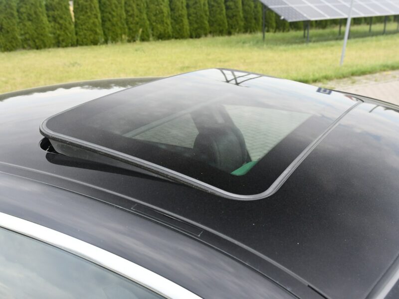BMW 325 2,5benz Coupe/Skóry.Klimatr 2 str.Szyberdach.Parktronic.El.Fotele.OKAZ E90 (2005-2012)