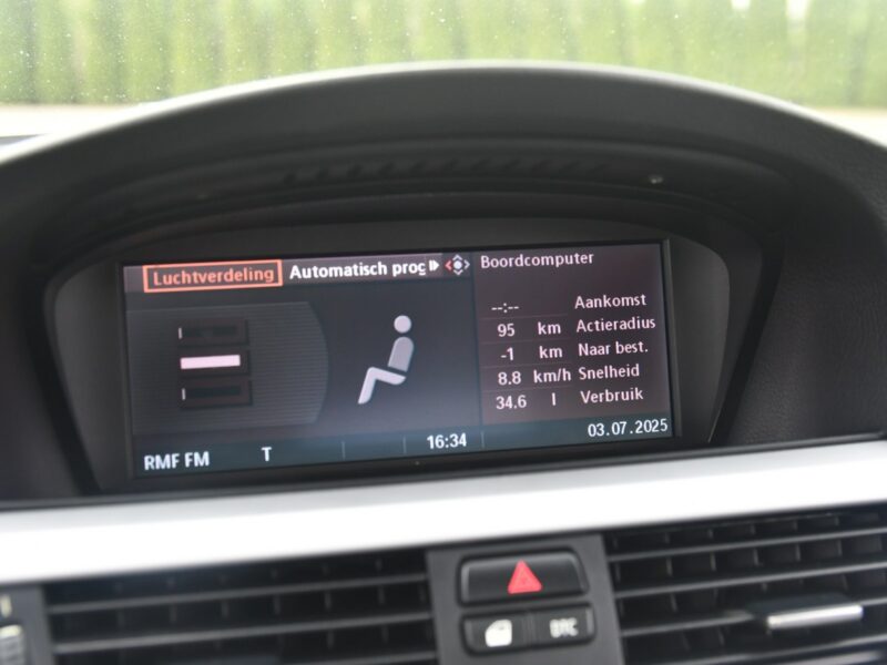 BMW 325 2,5benz Coupe/Skóry.Klimatr 2 str.Szyberdach.Parktronic.El.Fotele.OKAZ E90 (2005-2012)