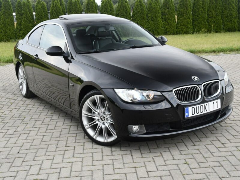BMW 325 2,5benz Coupe/Skóry.Klimatr 2 str.Szyberdach.Parktronic.El.Fotele.OKAZ E90 (2005-2012)