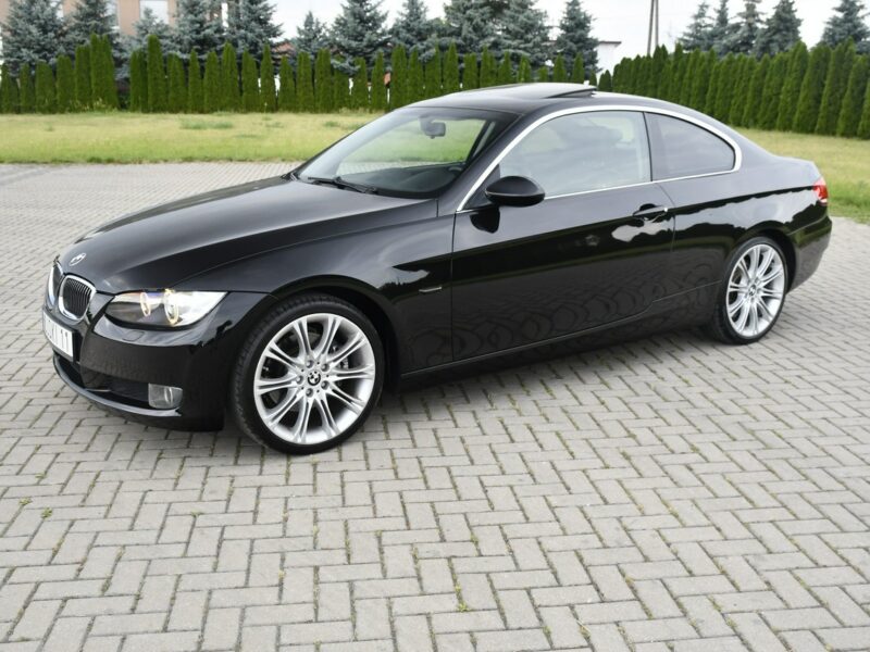 BMW 325 2,5benz Coupe/Skóry.Klimatr 2 str.Szyberdach.Parktronic.El.Fotele.OKAZ E90 (2005-2012)