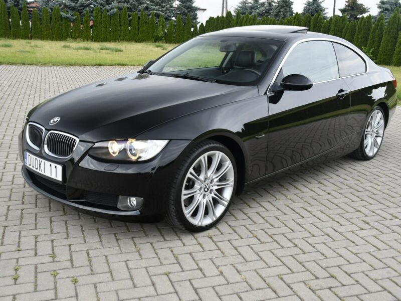 BMW 325 2,5benz Coupe/Skóry.Klimatr 2 str.Szyberdach.Parktronic.El.Fotele.OKAZ E90 (2005-2012)