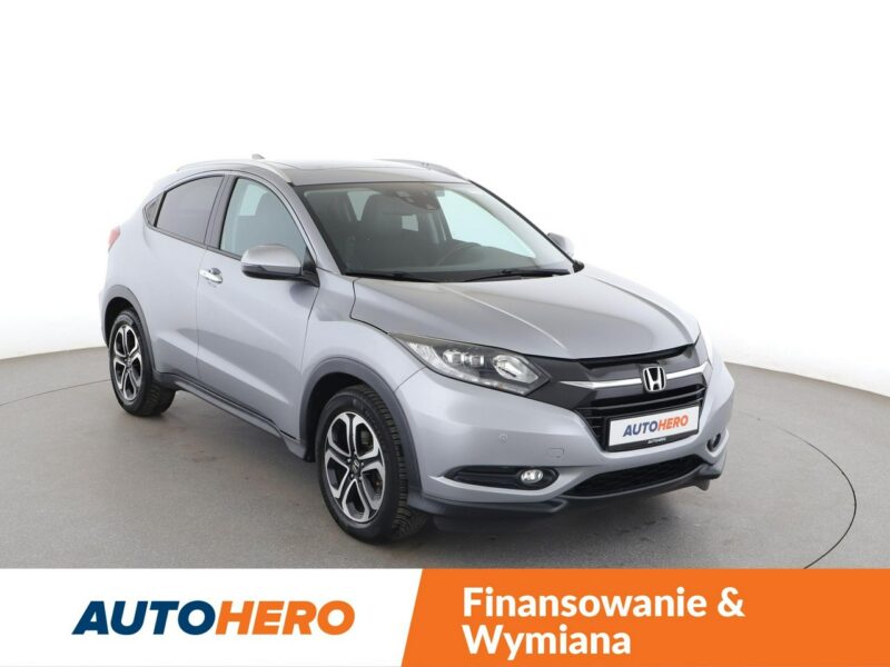Honda HR-V automat panorama navi kamera półskóra grzane fotele klima-auto tempoma II (2015-2021)