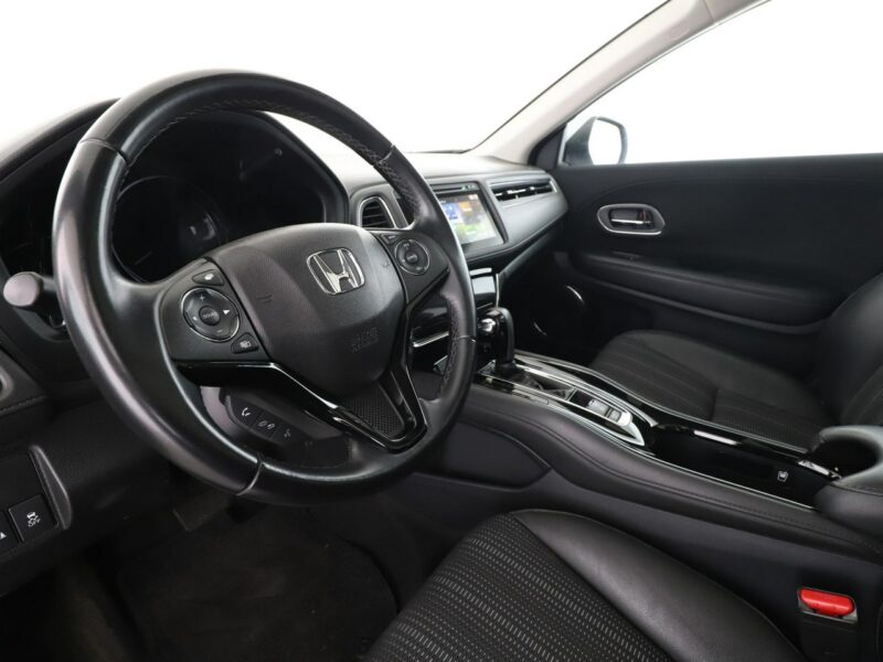 Honda HR-V automat panorama navi kamera półskóra grzane fotele klima-auto tempoma II (2015-2021)