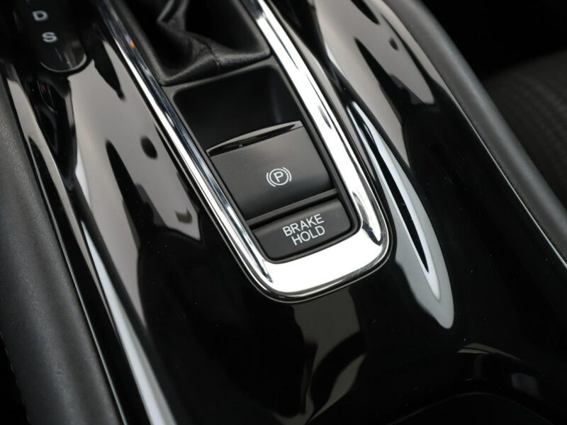 Honda HR-V automat panorama navi kamera półskóra grzane fotele klima-auto tempoma II (2015-2021)