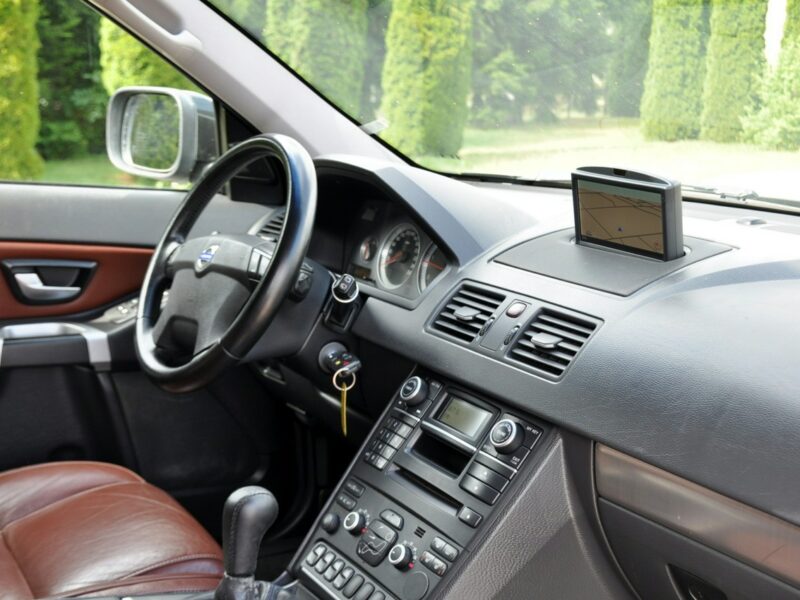 Volvo XC 90 2.4D(185KM)*Xenon*Navi*El.Fotele*Skóry*7-Foteli*2xParktr*Alu17"FUL*ASO I (2002-2014)