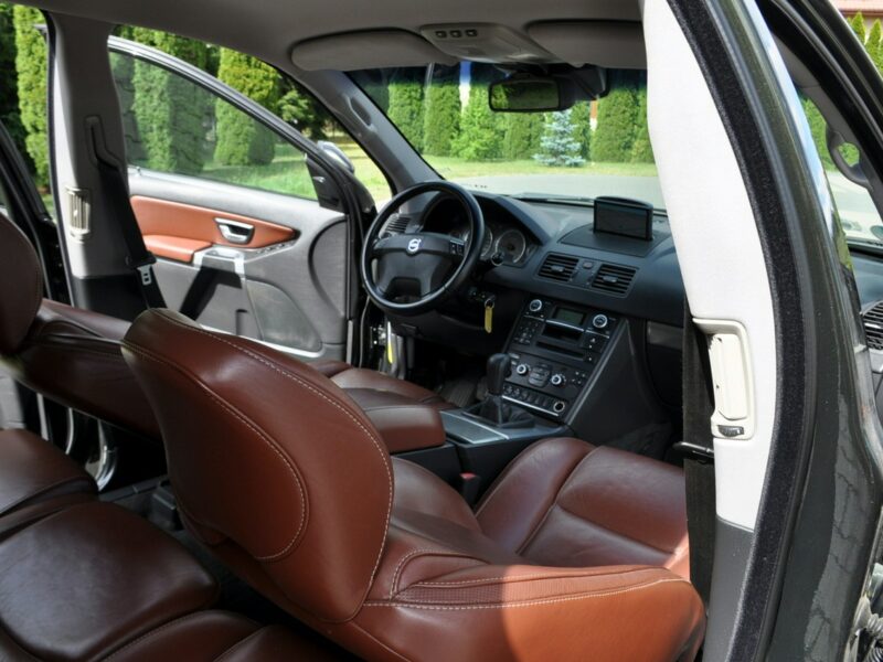 Volvo XC 90 2.4D(185KM)*Xenon*Navi*El.Fotele*Skóry*7-Foteli*2xParktr*Alu17"FUL*ASO I (2002-2014)