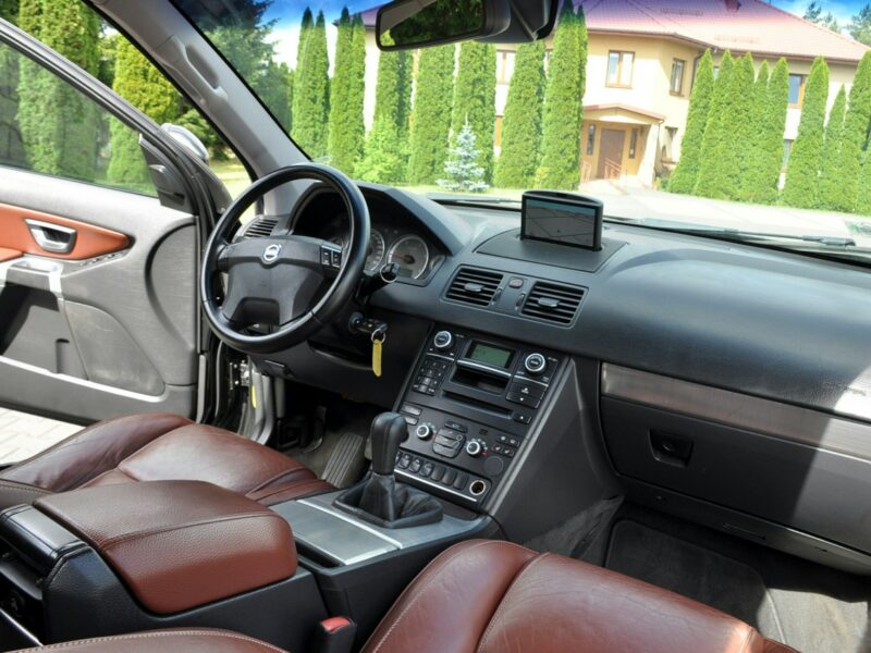 Volvo XC 90 2.4D(185KM)*Xenon*Navi*El.Fotele*Skóry*7-Foteli*2xParktr*Alu17"FUL*ASO I (2002-2014)