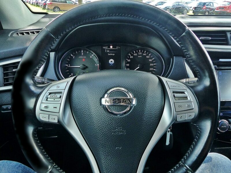 Nissan Qashqai dCi 110*TEKNA*Climatronic*Navi*Alu*LED*Kamera*Keyless*P.Elektryka!!! II (2013-2021)