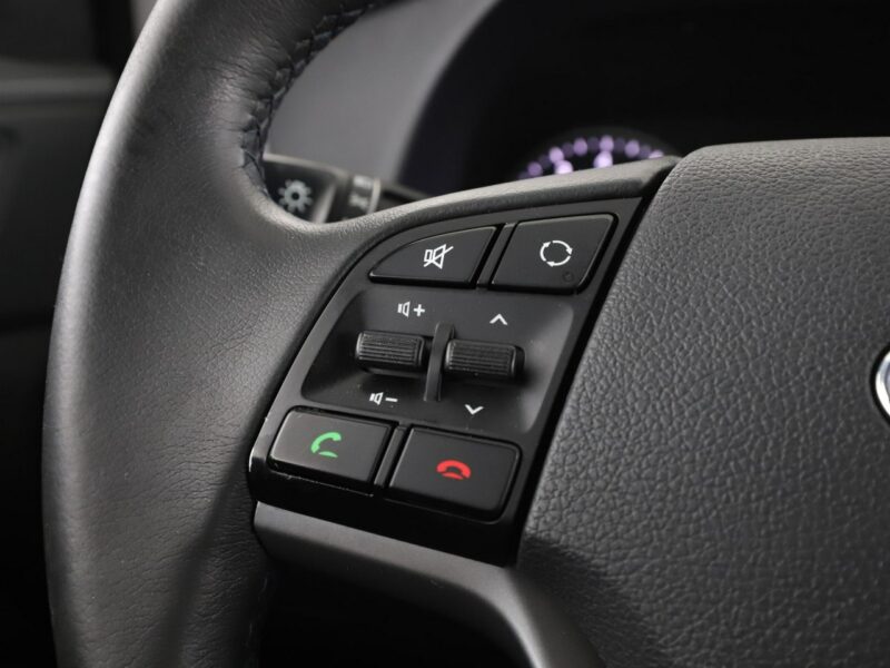 Hyundai Tucson Automat navi klima auto kamera i czujniki parkowania grzane fotele III (2015-2020)