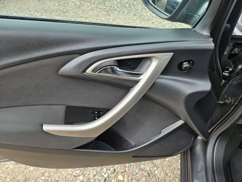 Opel Astra Opłacona Zdrowa Zadbana Serwisowana Bagażnik na Rowery 1WŁ Po Serwisie J (2009-2019)