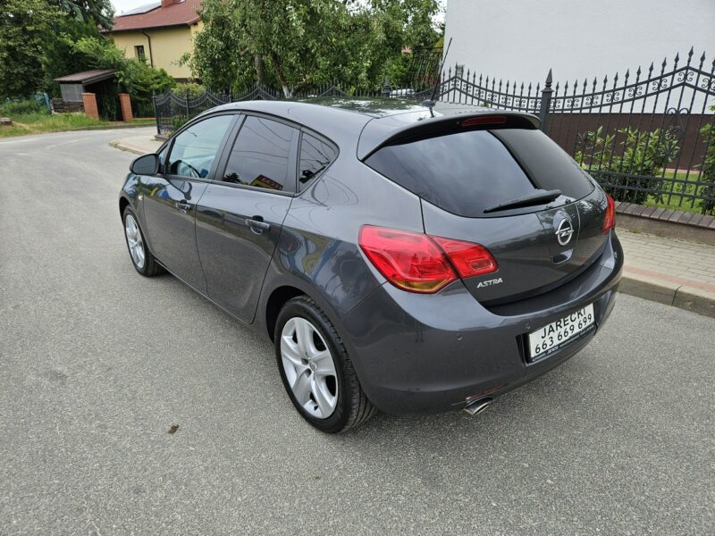 Opel Astra Opłacona Zdrowa Zadbana Serwisowana Bagażnik na Rowery 1WŁ Po Serwisie J (2009-2019)