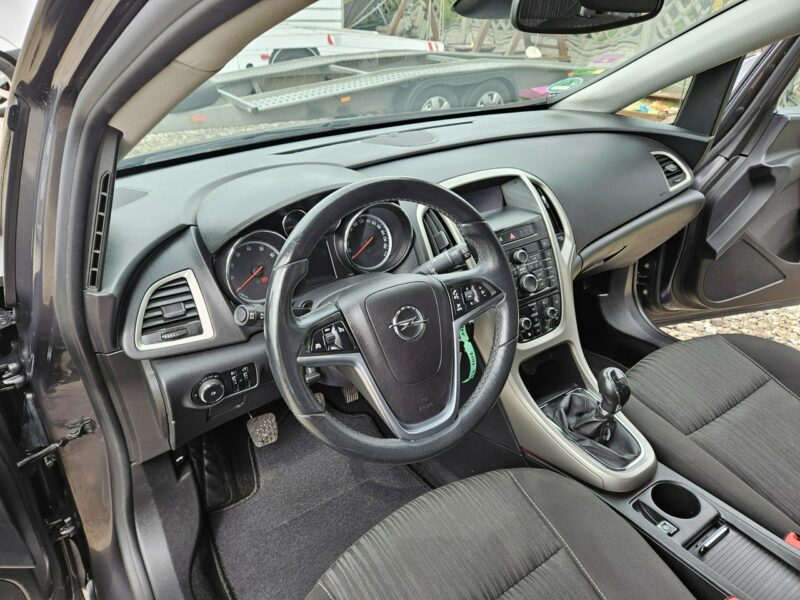 Opel Astra Opłacona Zdrowa Zadbana Serwisowana Bagażnik na Rowery 1WŁ Po Serwisie J (2009-2019)