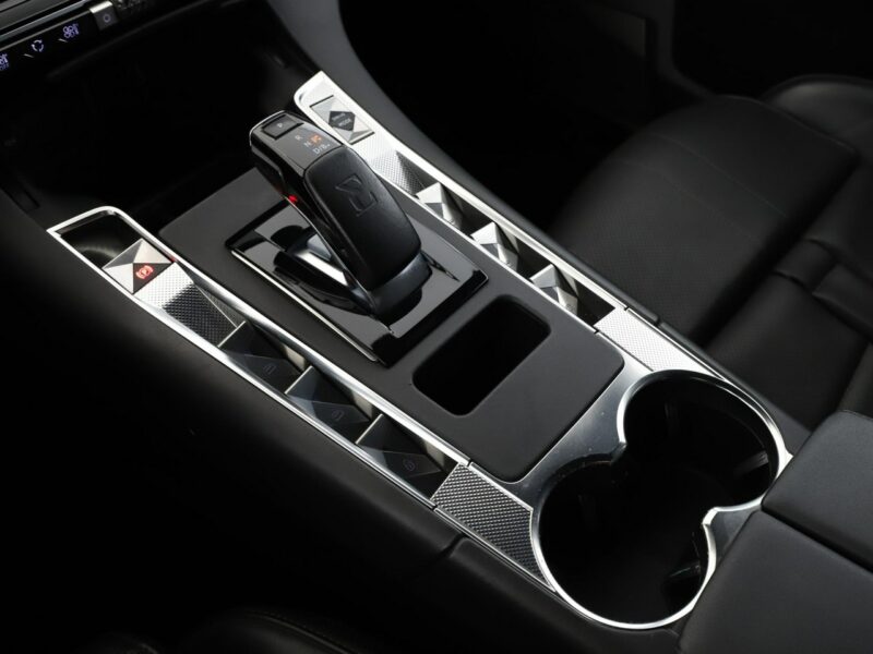 DS Automobiles DS 7 Crossback FV23 OPERA Automat Navi ACC Wentylowana Skóra Masaże Focal Kamera LED