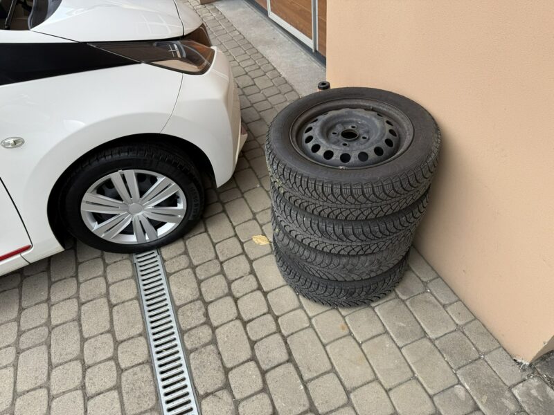 Toyota Aygo 1,0 69KM Klimatyzacja Serwis 1Właściciel Koła lato+zima II (2014-)