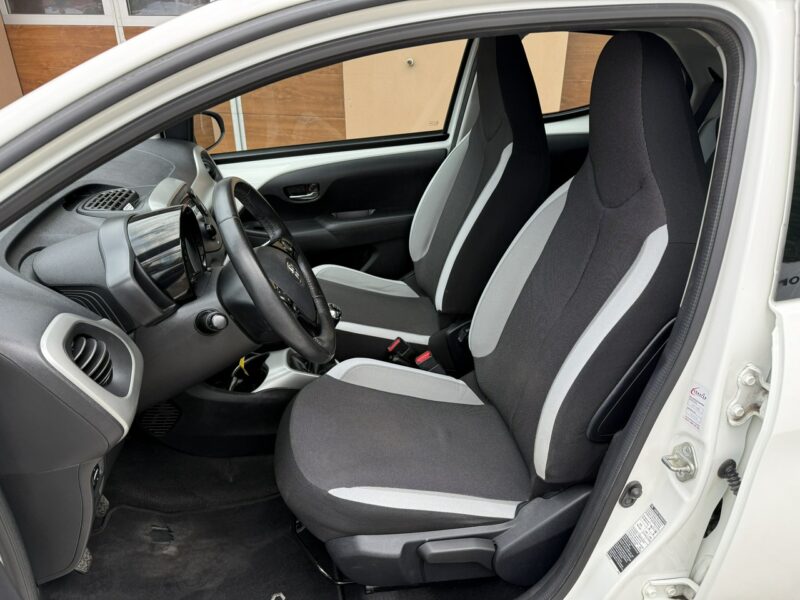 Toyota Aygo 1,0 69KM Klimatyzacja Serwis 1Właściciel Koła lato+zima II (2014-)