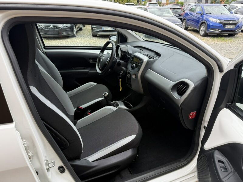 Toyota Aygo 1,0 69KM Klimatyzacja Serwis 1Właściciel Koła lato+zima II (2014-)