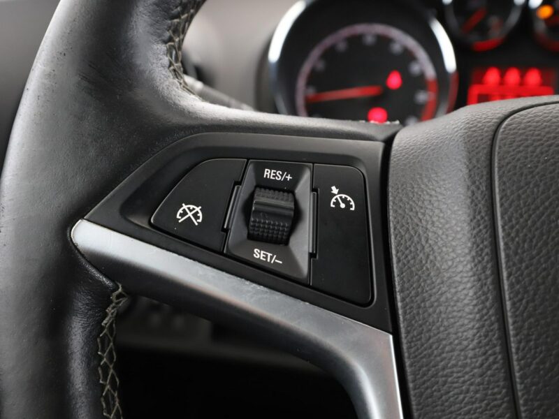 Opel Meriva grzane fotele+kier. klima-auto tempomat PDC hak II (2010-)