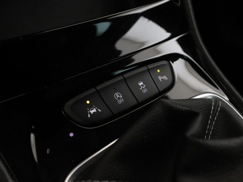 Opel Astra klima auto navi czujniki parkowania K (2015-2021)