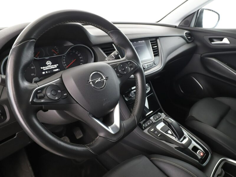 Opel Grandland X PHEV automat skóra navi klima auto kamera i czujniki parkowania