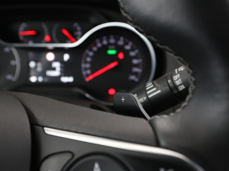 Opel Grandland X PHEV automat skóra navi klima auto kamera i czujniki parkowania