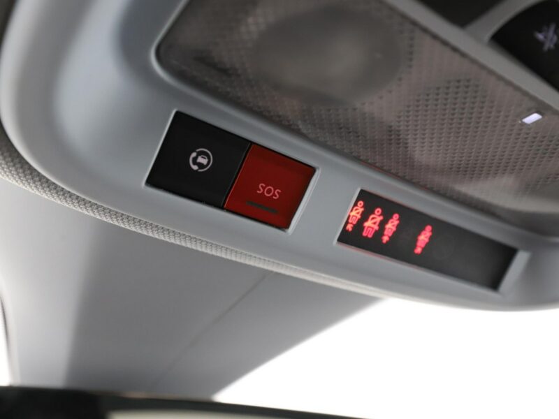 Opel Grandland X PHEV automat skóra navi klima auto kamera i czujniki parkowania