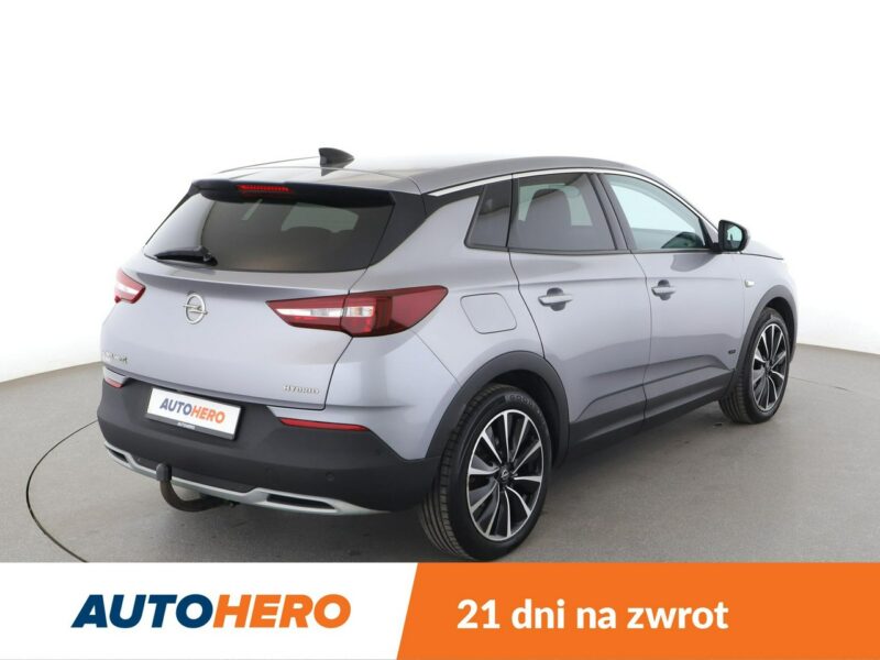 Opel Grandland X PHEV automat skóra navi klima auto kamera i czujniki parkowania