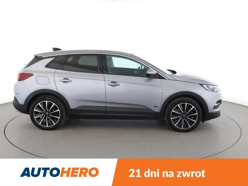 Opel Grandland X PHEV automat skóra navi klima auto kamera i czujniki parkowania
