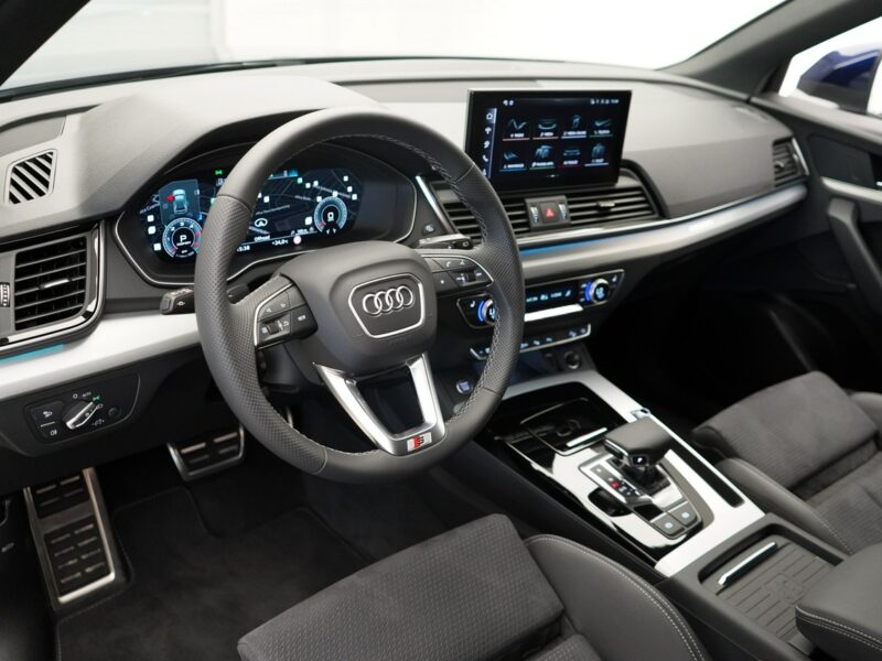 Audi Q5 Sportback 40TDI Quattro Sline Stronic MatrixLED Kamera Ambient HAK I (2020-2025)